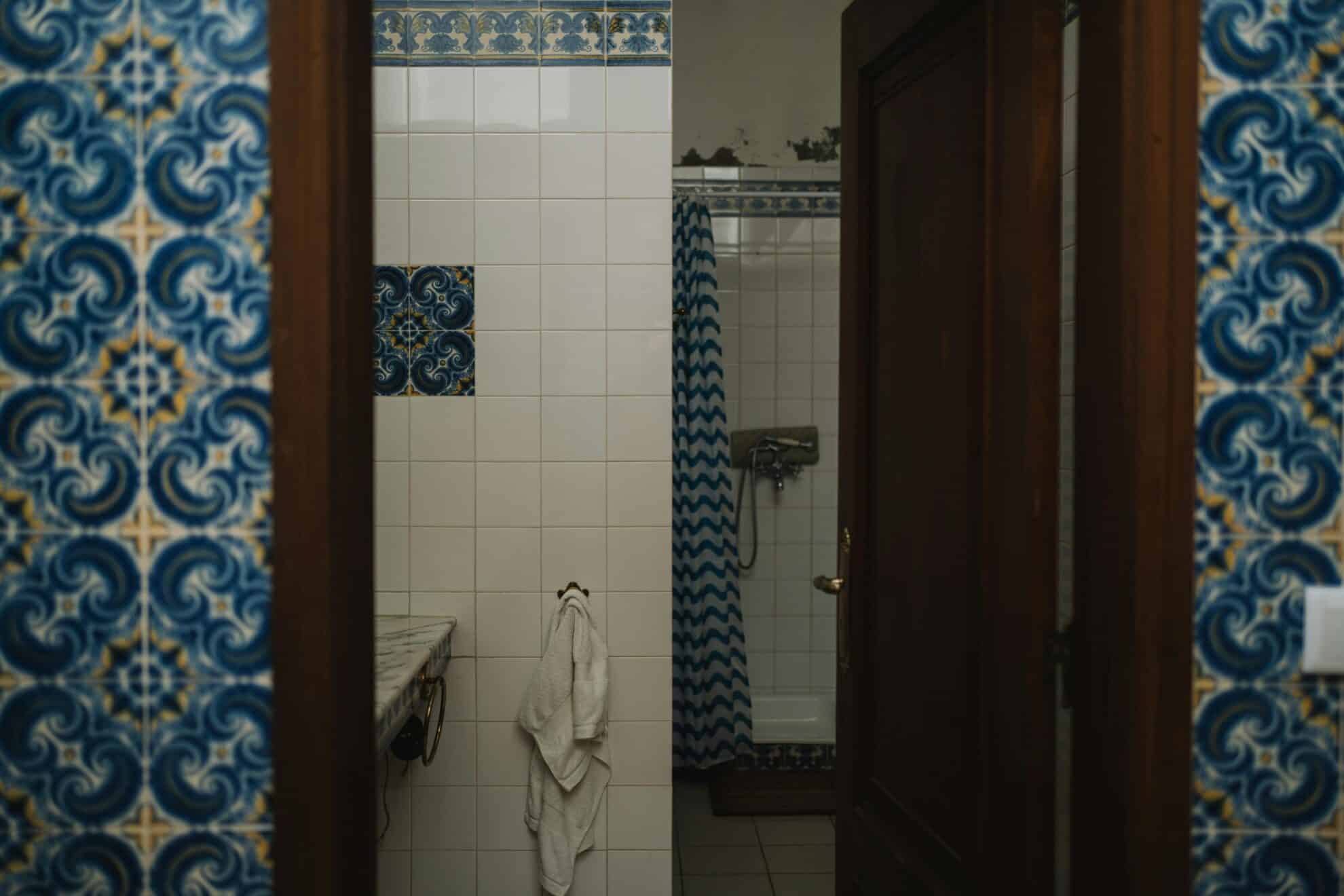 9 Tiled Shower Ideas and Inspirations
